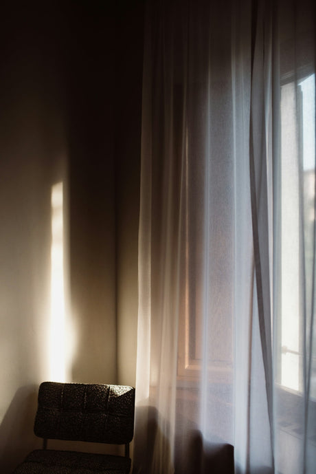 How to Choose Bedroom Lighting: A Simple Guide