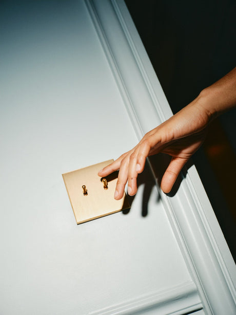 Statement Fixtures as Jewellery: The Art of Illumination