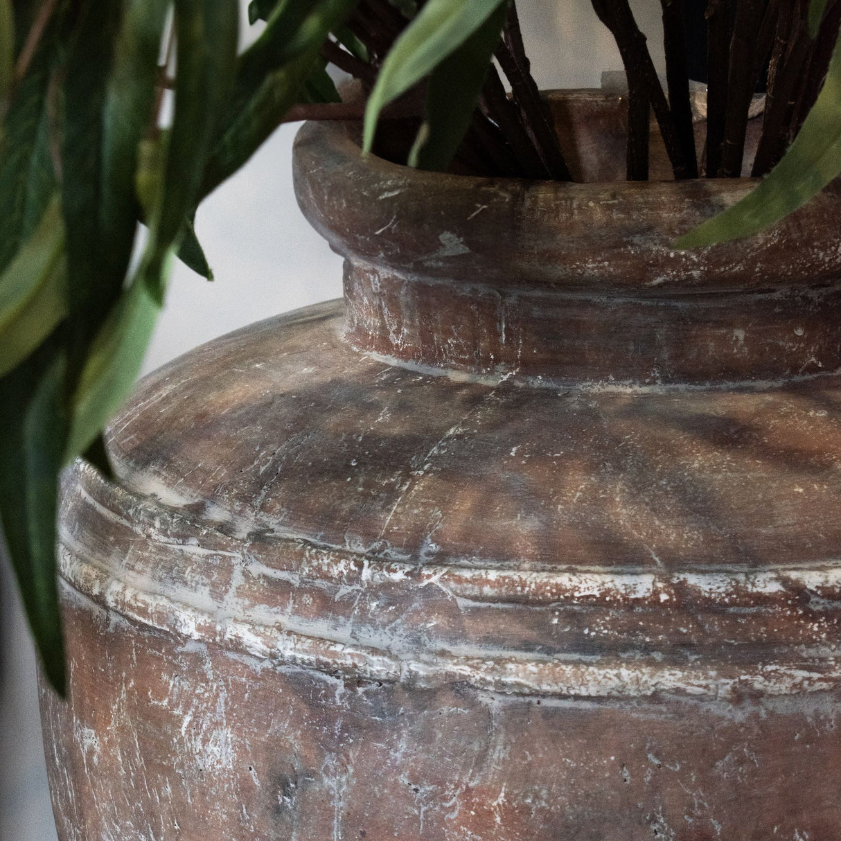 Large Siena Urn Planter Pot in Cacao